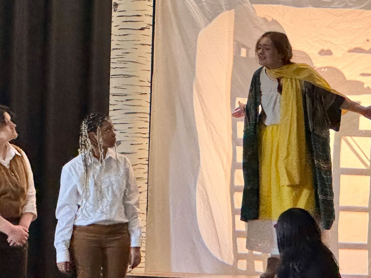 Salem High School Drama Club at the METG Drama Festival