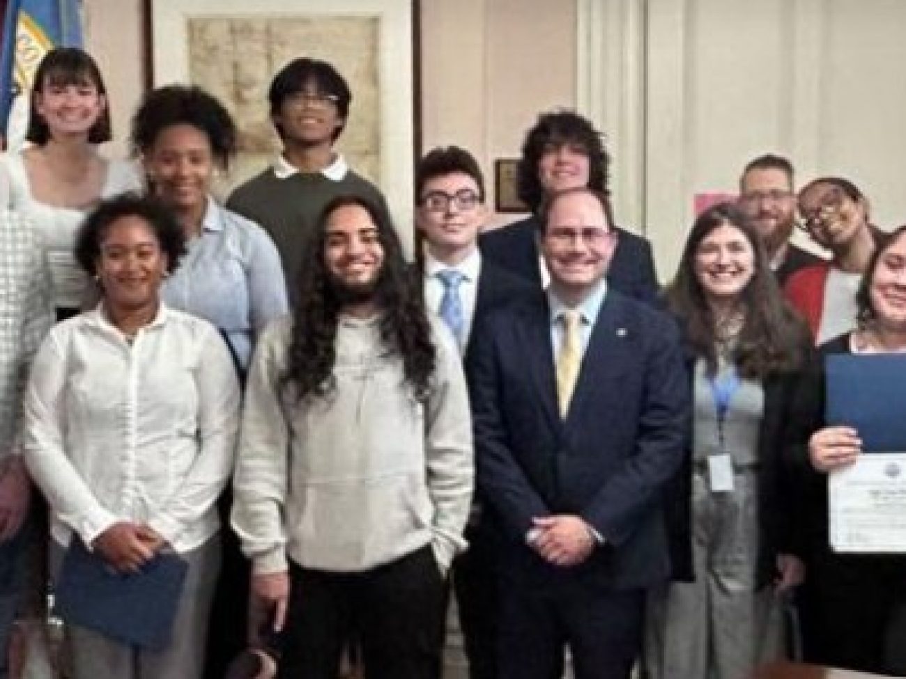 Salem seniors awarded college scholarships