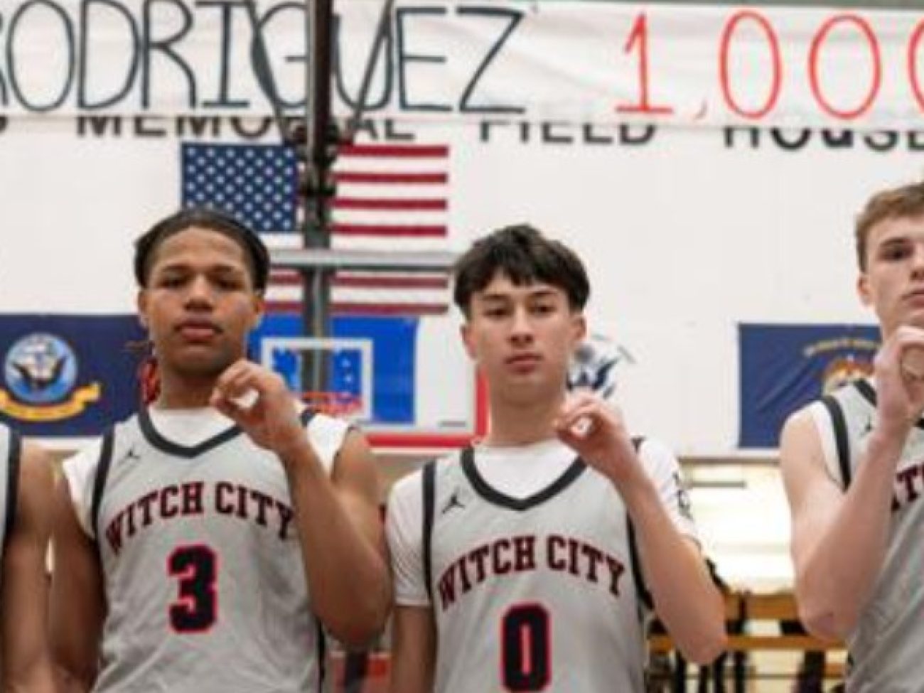 Salem News Elian Rodriguez 1000 points